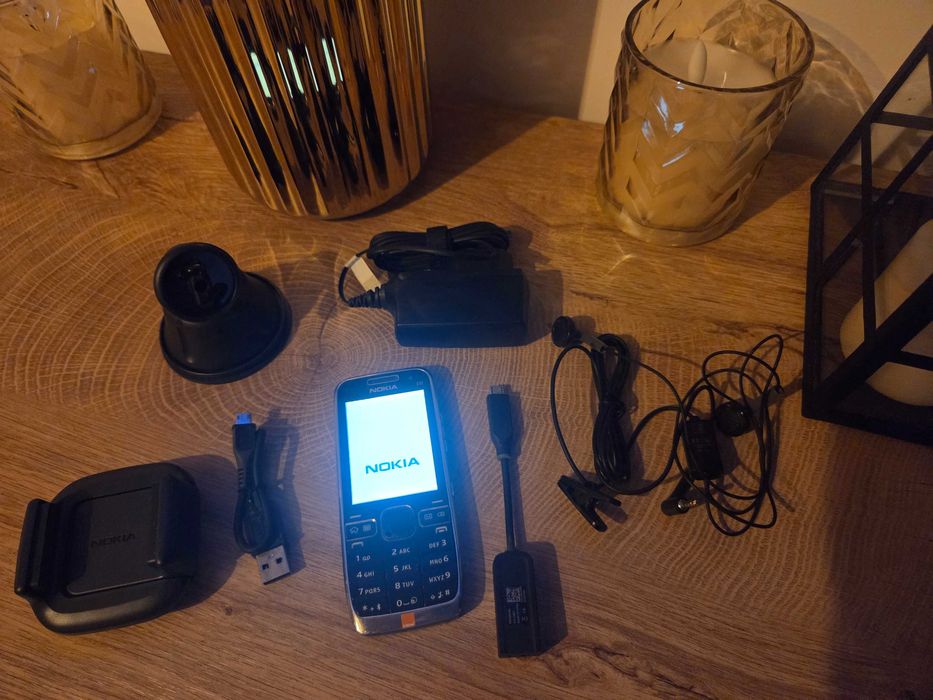 * E52 NOKIA Pełny Zestaw Wszystkie Akcesoria *
