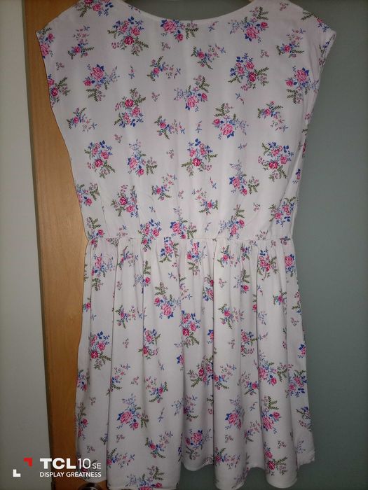 Três vestidos 10/11 e 12/13