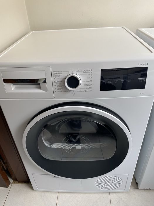 2 MAQUINAS BOSCH LAVAR E SECAR ROUPA sao duas maquinas bosch