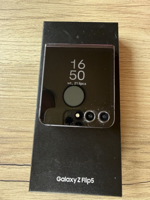 Samsung Galaxy Z Flip5 – uszkodzony, na części