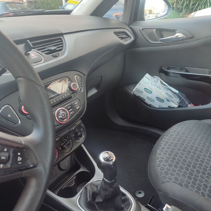 Opel Corsa 1.4 GPL (muito económico)
