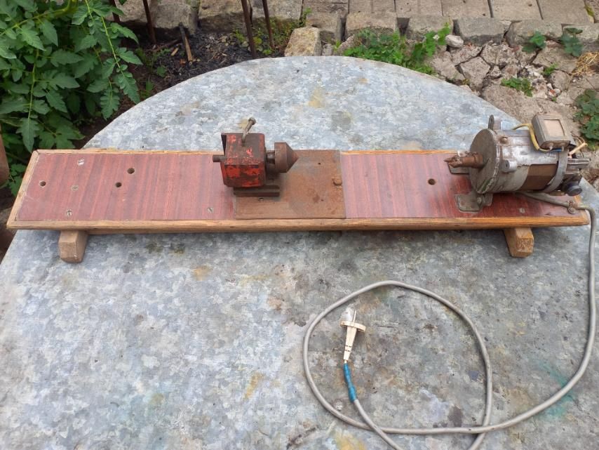 Станок по дереву. Самодельный.