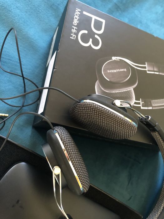 Bowers & Wilkins P3