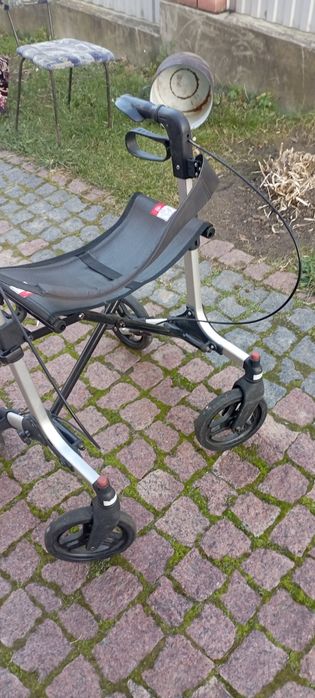 Здам в оренду ходунки-ролатор