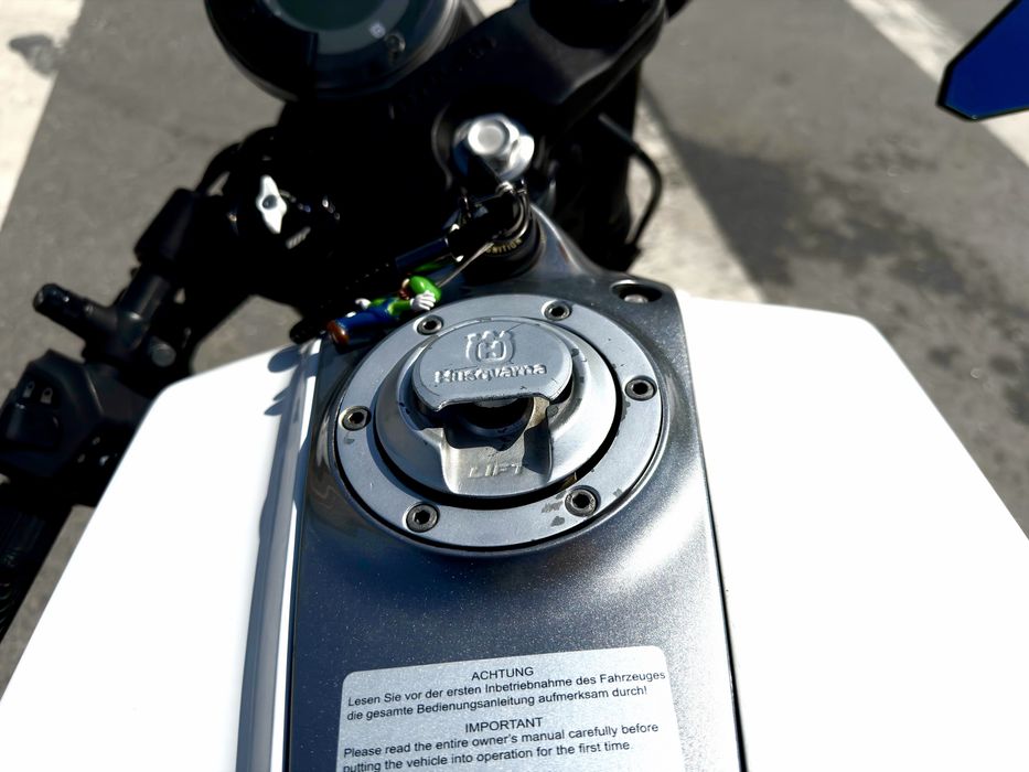 Husqvarna Vitpilen 401