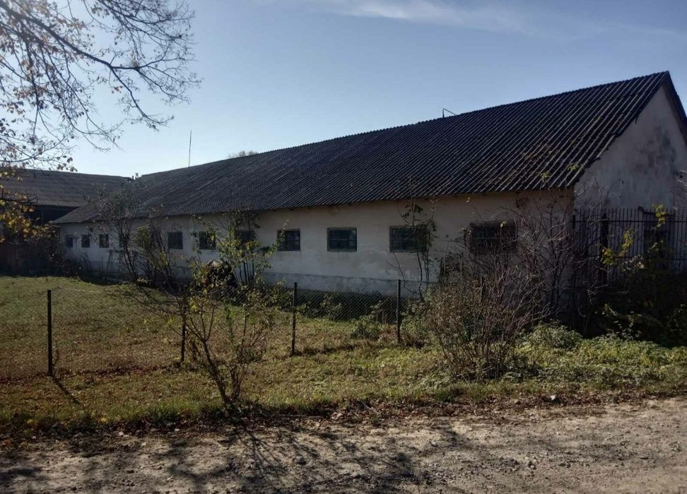 Продається складське приміщення