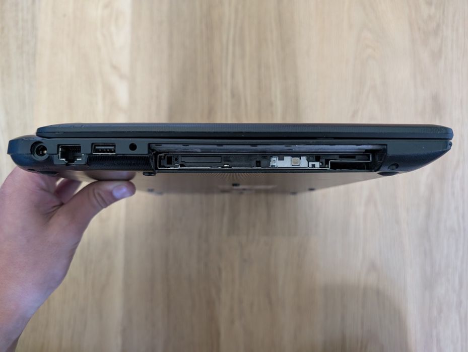 Laptop Toshiba Satellite C50D-B-15C