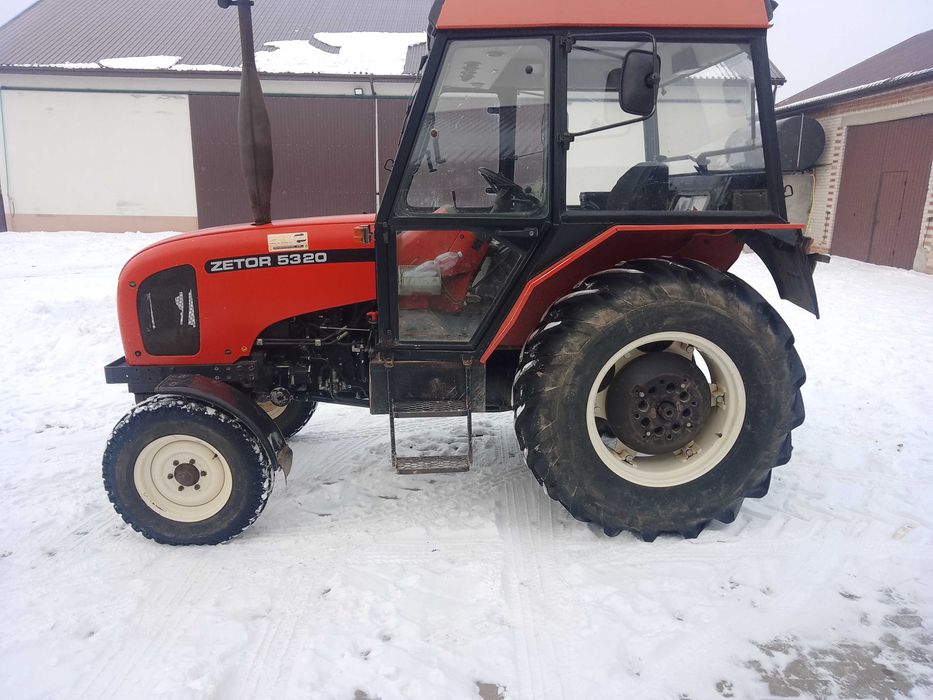 Ciągnik rolniczy zetor 5320