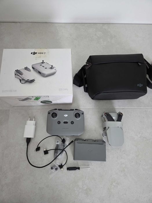 Dron DJI Mini 2 Fly More Combo , tylko 6.5km wylatane
