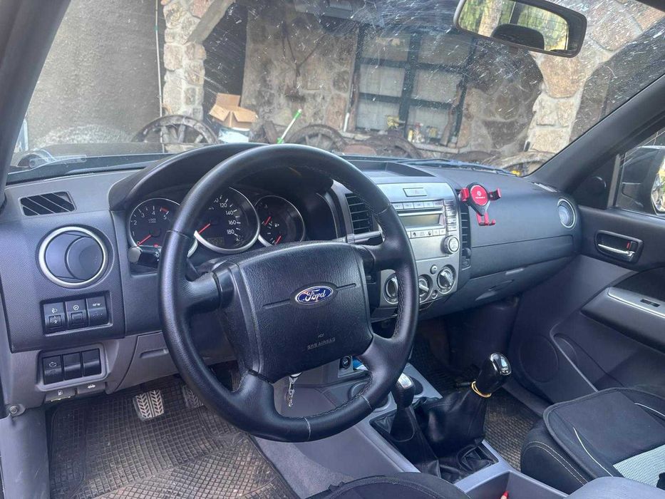 Ford RANGER como nova