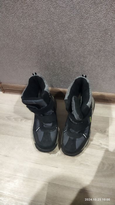 Продам ботинки подросток