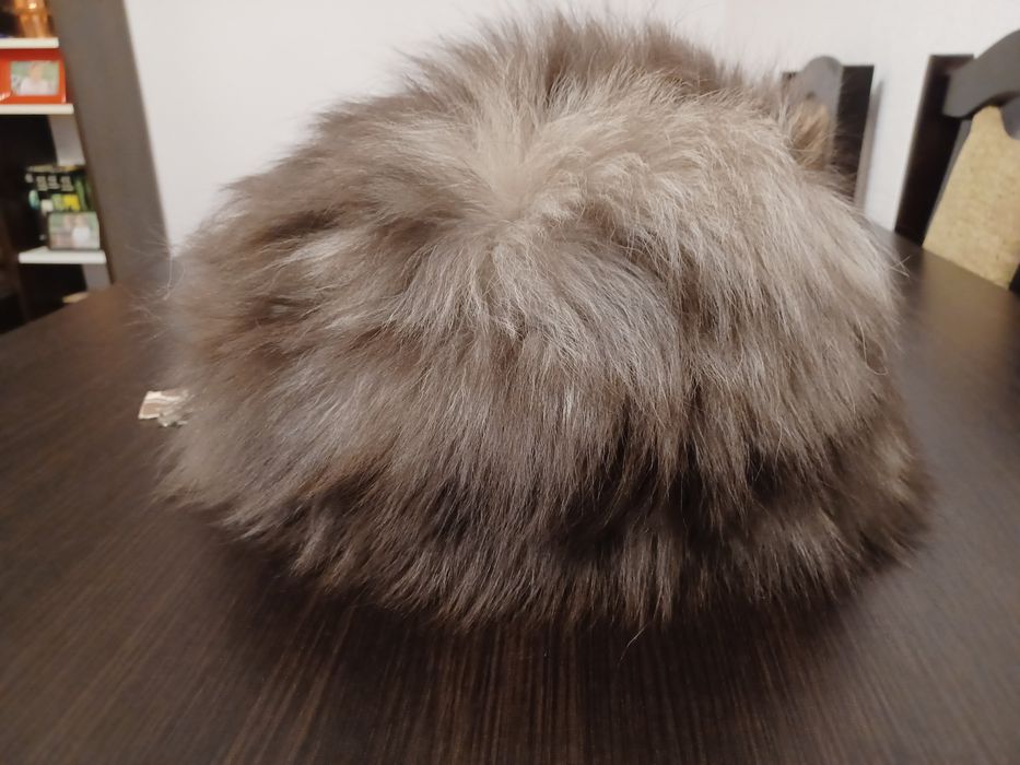 Czapka z Futra Lisa Srebrnego 56 Nowa