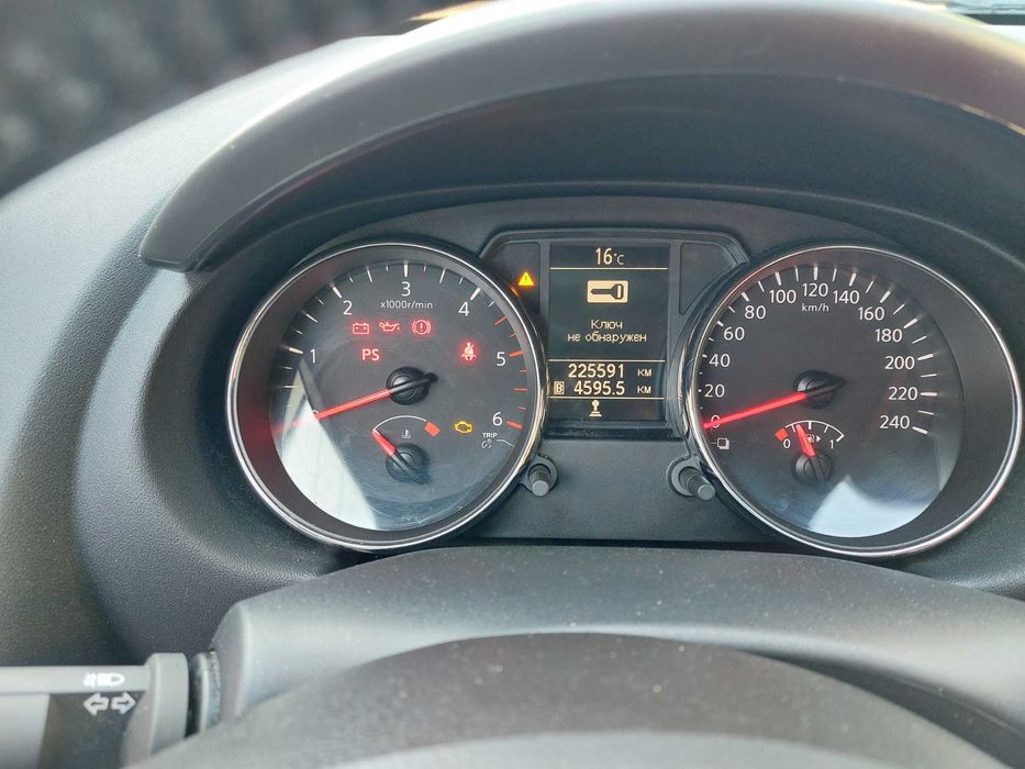 Nissan Qashqai+2 2012