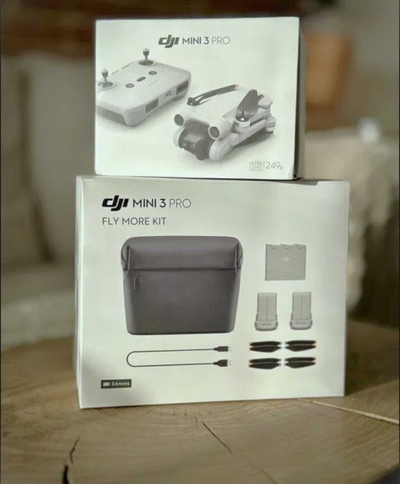 DJI Mini 3 Pro | DJI Care | 4 Baterie (2x PLUS) | Fly More Combo