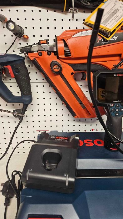 Kamera inspekcyjna Bosch GIC 12V-5-27 C + 1x2ah