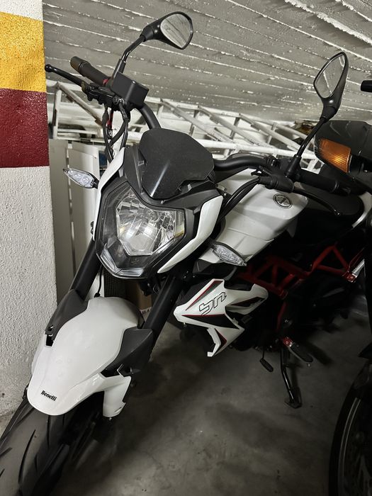 Benelli BN 125 - Como Nova