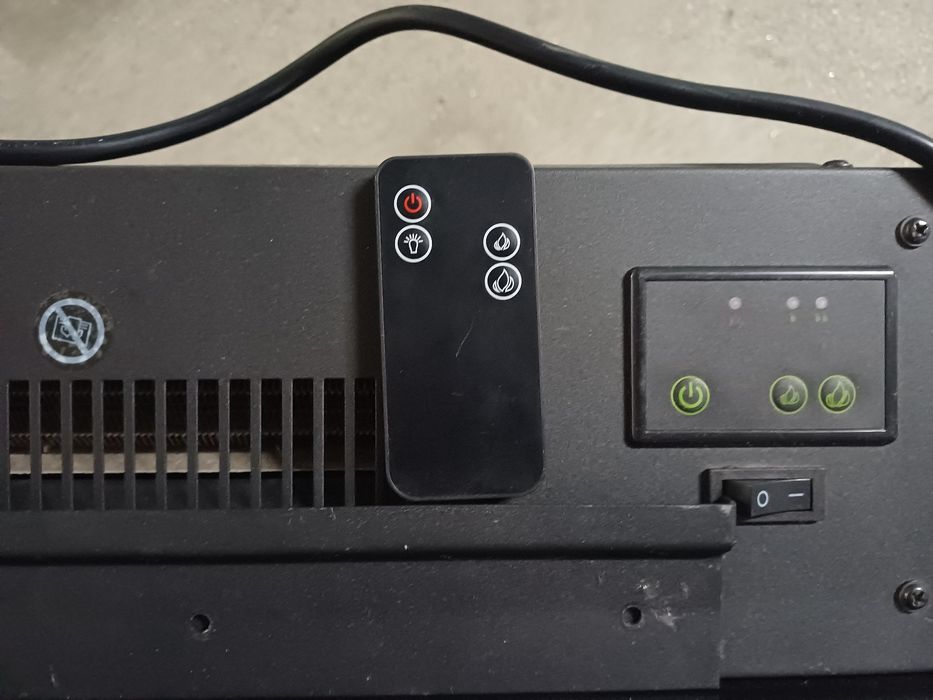 Lareira elétrica de parede