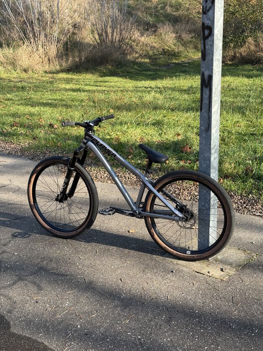 Dartmoor Two6player PIKE DJ! (dirt, slope)