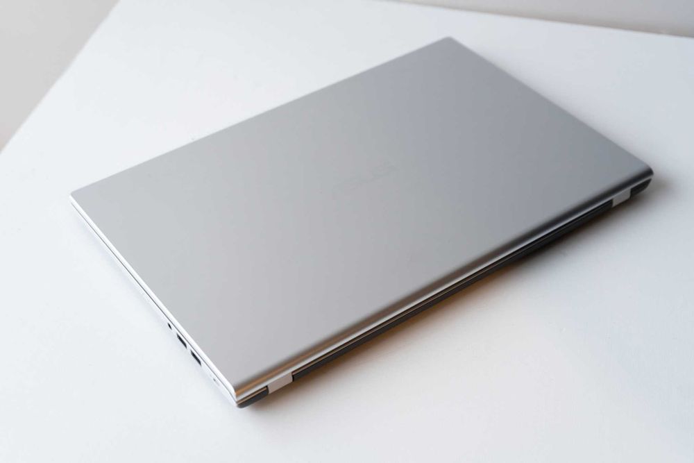 Portátil Asus VivoBook F515FA-30ALHDSX1