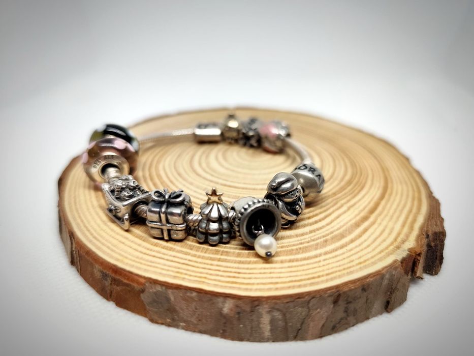 Pulseira Pandora Original em Prata 925 com 11 Contas