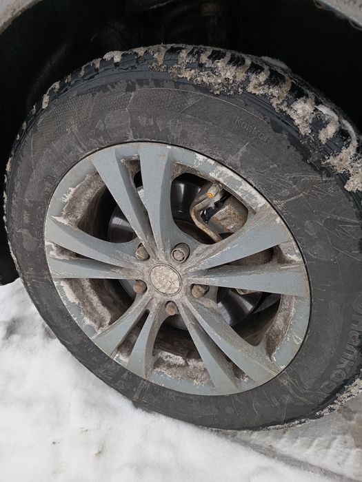 Продам Шини 215/60/16 Hankook
