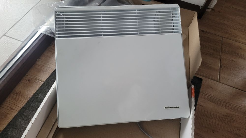 Grzejnik elektryczny łazienkowy 49 cm