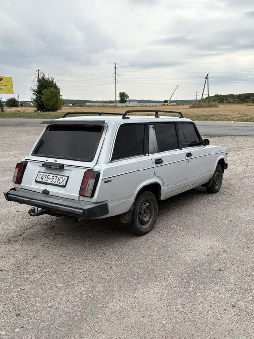 Автомобіль ВАЗ 2104