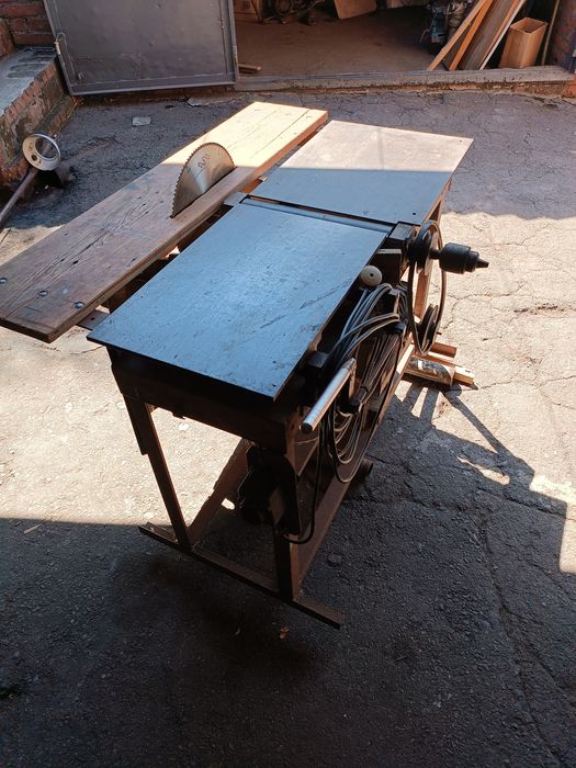 Продам циркулярку!