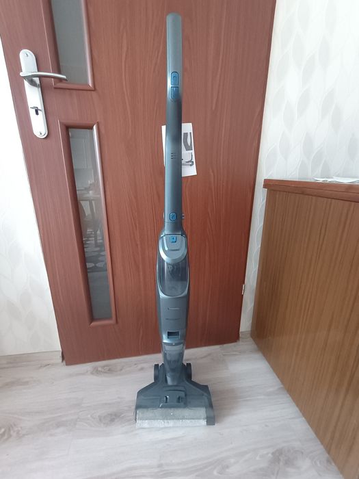 Odkurzacz mopujacy