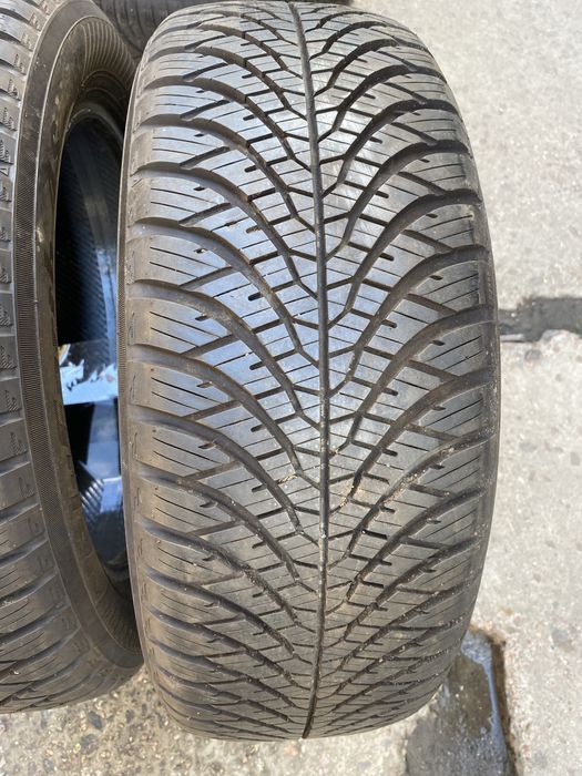 Шини 185 55R15 86H. Yokohama BluEarth-4S