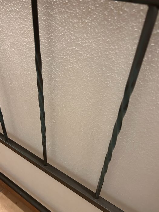 Cama de ferro  1,40 x 2,00 m