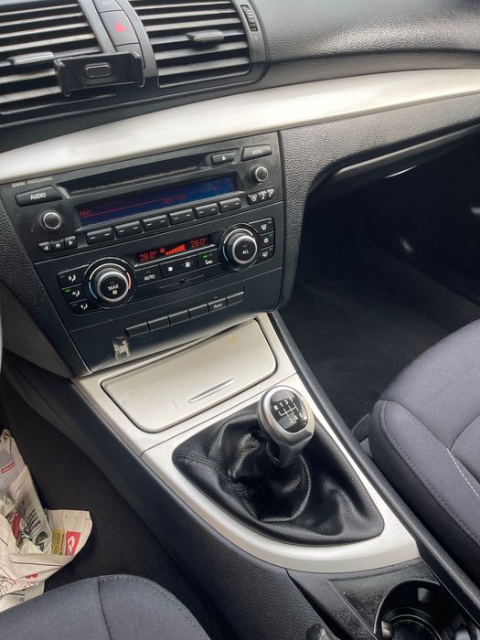 BMW 118D 2010 impecável