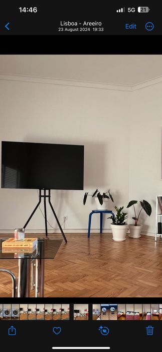 Tripé para TV - marca Sklum