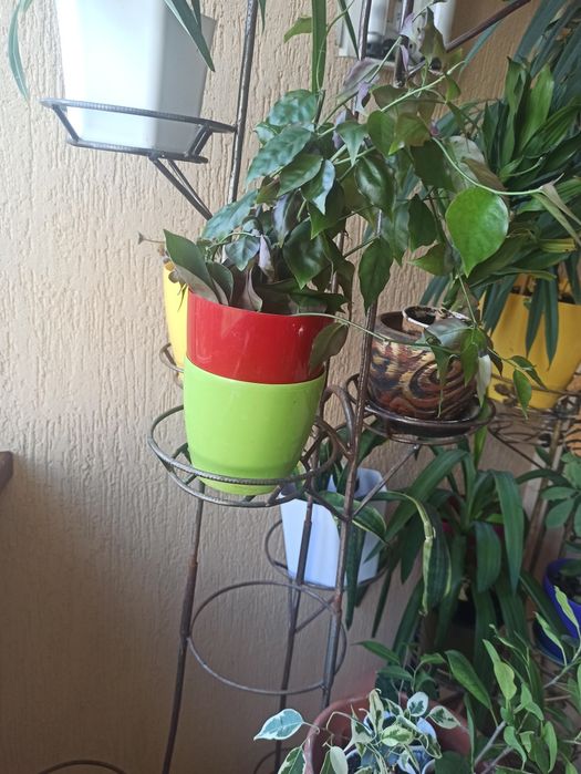 Подставка для цветов.Башня