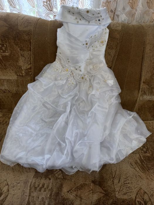 Плаття бальне на дівчинку