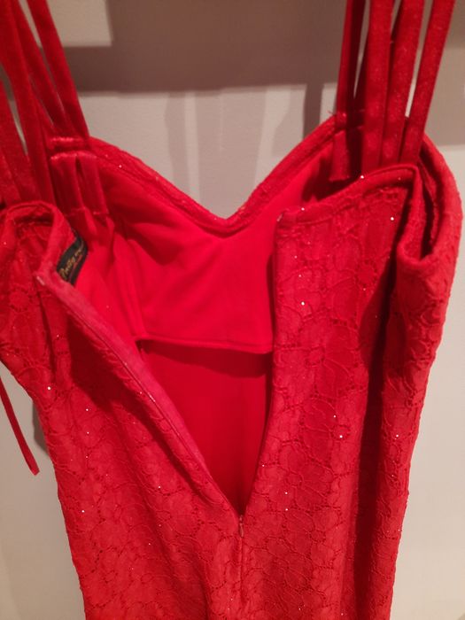 Sukienka czerwona długa na wesele r.36