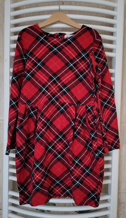 sukienka w kratkę ze złotą nitką na Święta H&M 134-140