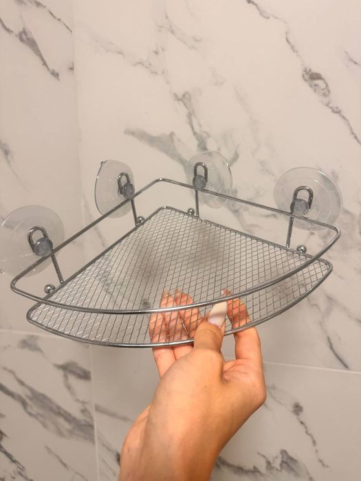 Полиці в ванну