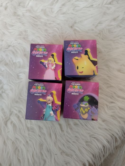 4 zabawki Mario Galaxy McDonald's