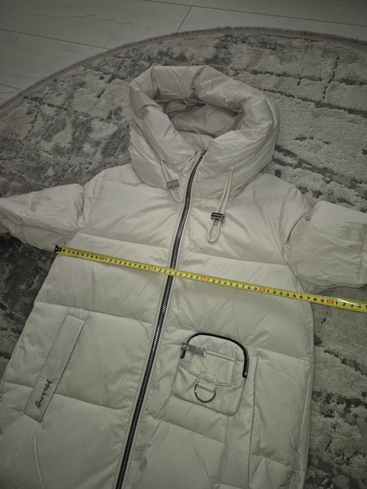 Курточка зимова         .