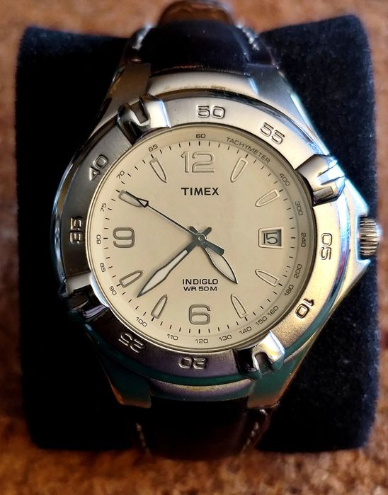 Relógio Timex,entrego em mão na zona de Lisboa ou envio á cobrança