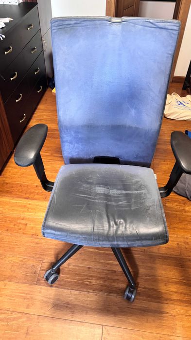 Ergonomiczny fotel biurowy Profim Playa 11SL