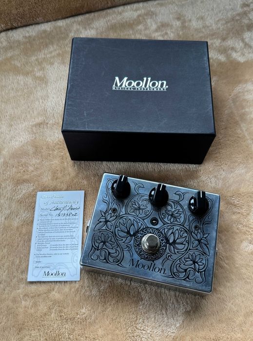 Moollon Class A Boost - booster do gitary elektrycznej , Drive