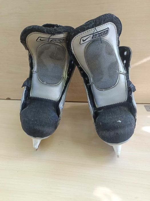 Хокейні ковзани б/у Bauer 26 розмір
