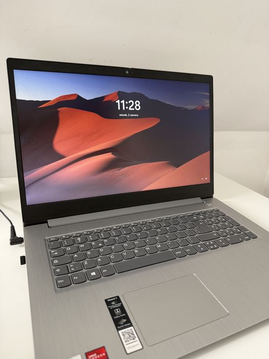 Lenovo IdeaPad 3