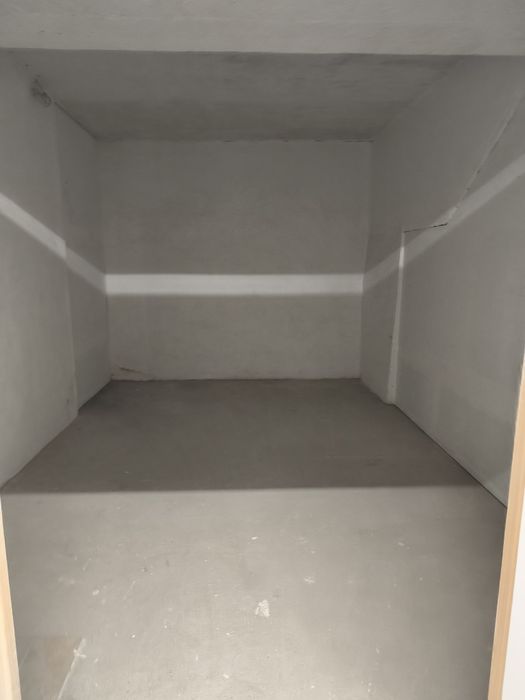 Aluguer de arrecadação/box/apartado/caixa de correio