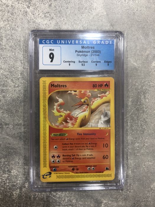 Moltres Skyridge 21/144 - CGC 9 Mint (Carta Pokémon Grada Original)