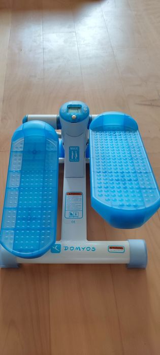 Stepper Domyos ST220 — pronto a treinar pernas e glúteos