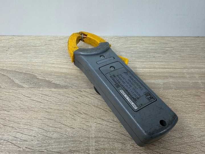 Miernik cęgowy Kewtech KT203