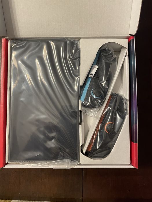 Nintendo Switch 2 (NOVA, NÃO USADA)
